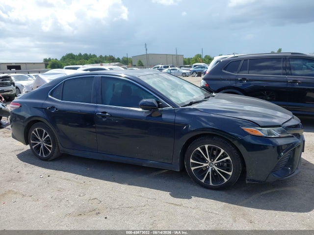 Продажа на аукционе авто 2018 Toyota Camry Se, vin: 4T1B11HK0JU663009, номер лота: 45873032