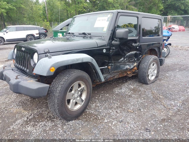 45873038 :رقم المزاد ، 1J4BA6D17BL527038 vin ، 2011 Jeep Wrangler Rubicon مزاد بيع