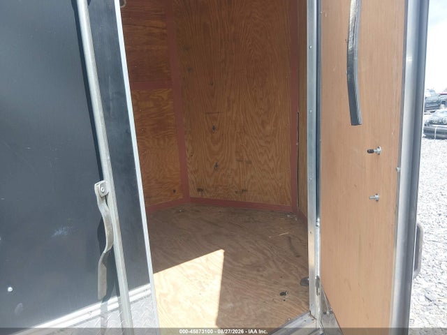 45873100 :رقم المزاد ، 5HABE1625FN041412 vin ، 2015 Homesteader Cargo Trailer مزاد بيع