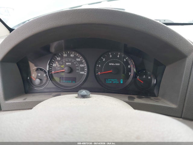 2006 Jeep Grand Cherokee Laredo მანქანა იყიდება აუქციონზე, vin: 1J4GR48K46C321431, აუქციონის ნომერი: 45873130