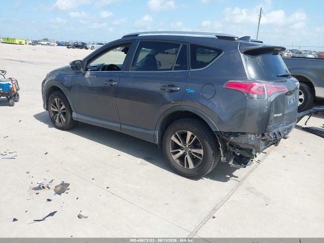 JTMWFREV2HJ127145 Toyota Rav4 Xle