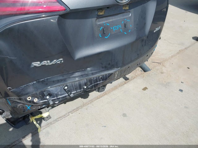 Toyota Rav4 Xle 2017 JTMWFREV2HJ127145 Image 6