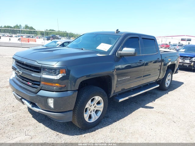 Продаж на аукціоні авто 2018 Chevrolet Silverado 1500 2lt, vin: 3GCUKREC5JG360168, номер лоту: 45873172