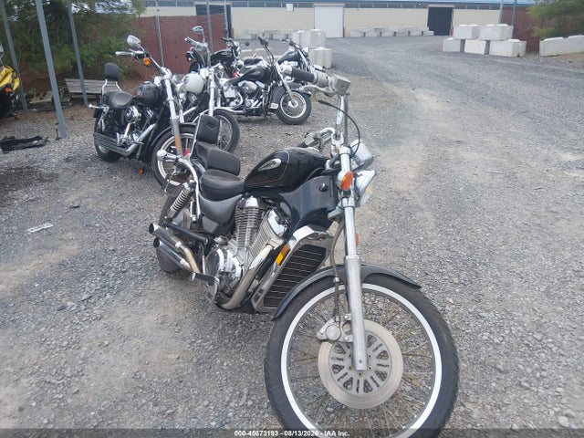 1993 Suzuki Vs800 Glp მანქანა იყიდება აუქციონზე, vin: JS1VS52A6P2102740, აუქციონის ნომერი: 45873193