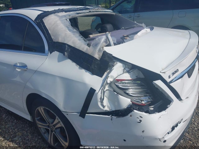 2018 Mercedes-benz E 300 მანქანა იყიდება აუქციონზე, vin: WDDZF4JB7JA469942, აუქციონის ნომერი: 45873212