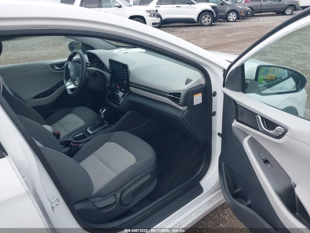 Продажа на аукционе авто 2020 Hyundai Ioniq Hybrid Blue, vin: KMHC65LC3LU232731, номер лота: 45873222
