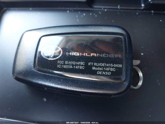 Toyota Highlander Xle 2022 5TDGZRBH4NS225067 Image 11