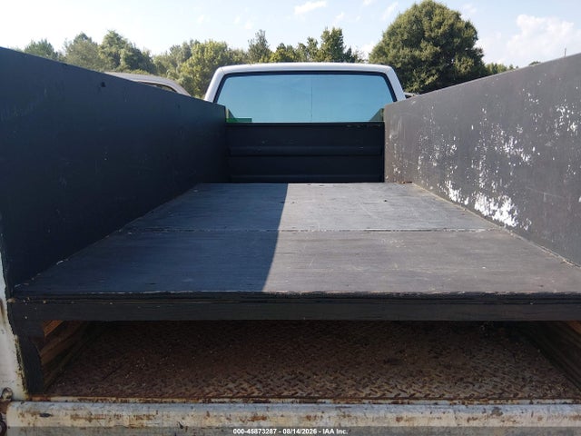 Aukcja sprzedaży 2001 Gmc Sierra C3500 Hd Chassis Sl, vin: 3GDKC34F51M100363, numer aukcji: 45873287