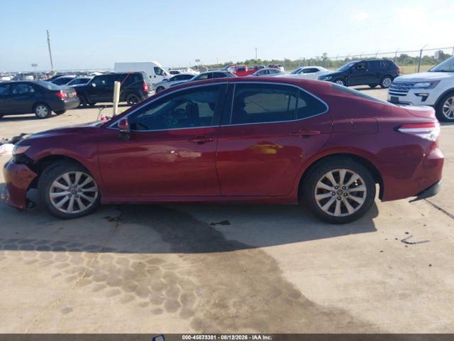 4T1B11HK8JU566107 Toyota CAMRY LE