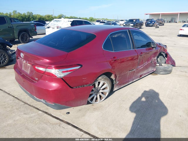 4T1B11HK8JU566107 Toyota CAMRY LE