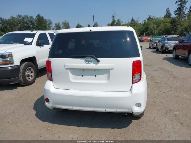 Scion XB 2014 JTLZE4FE6EJ054170 Image 16