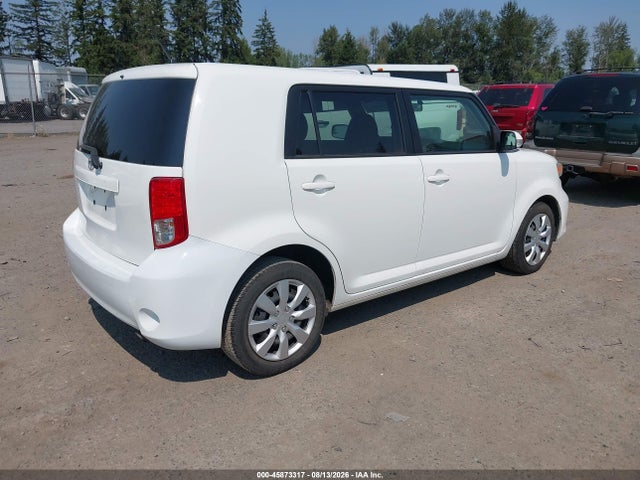 Scion XB 2014 JTLZE4FE6EJ054170 Image 4