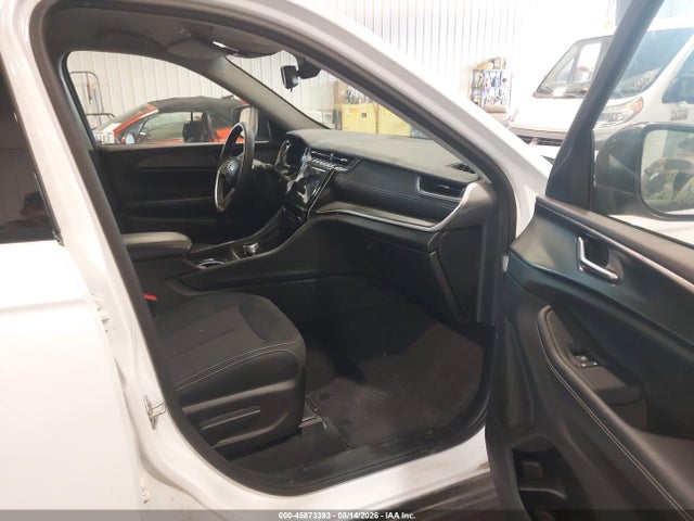 45873393 :رقم المزاد ، 1C4RJHAGXPC658495 vin ، 2023 Jeep Grand Cherokee Laredo 4x4 مزاد بيع