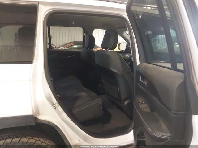 45873393 :رقم المزاد ، 1C4RJHAGXPC658495 vin ، 2023 Jeep Grand Cherokee Laredo 4x4 مزاد بيع