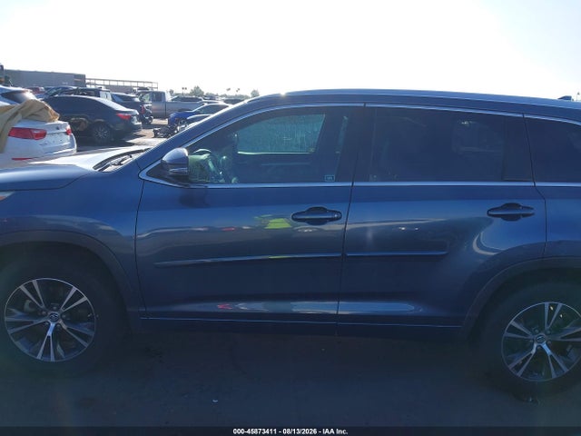 Toyota Highlander Xle V6 2016 5TDKKRFH3GS122279 Image 14