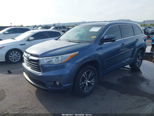 Toyota Highlander Xle V6 2016 5TDKKRFH3GS122279 Image 2