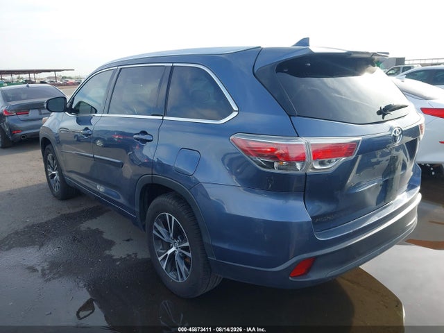 Toyota Highlander Xle V6 2016 5TDKKRFH3GS122279 Image 3