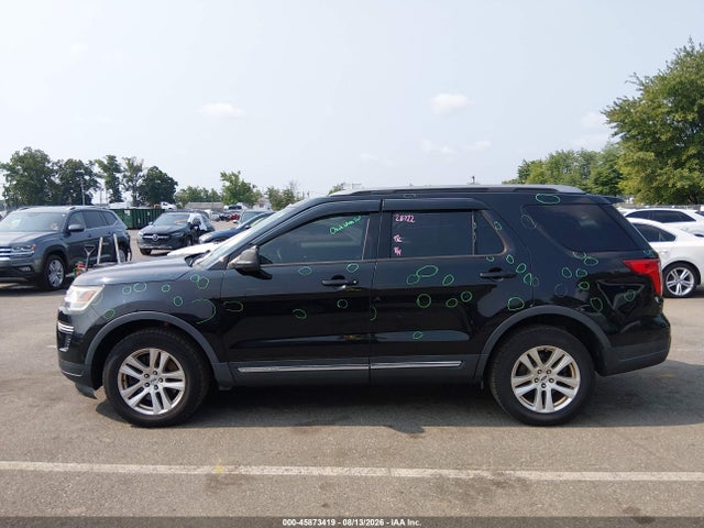 45873419 :رقم المزاد ، 1FM5K8D85JGB82782 vin ، 2018 Ford Explorer Xlt مزاد بيع