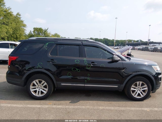 45873419 :رقم المزاد ، 1FM5K8D85JGB82782 vin ، 2018 Ford Explorer Xlt مزاد بيع