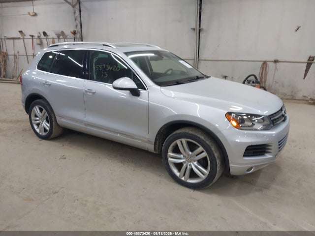 2013 Volkswagen Touareg Tdi Executive მანქანა იყიდება აუქციონზე, vin: WVGEP9BPXDD007306, აუქციონის ნომერი: 45873420