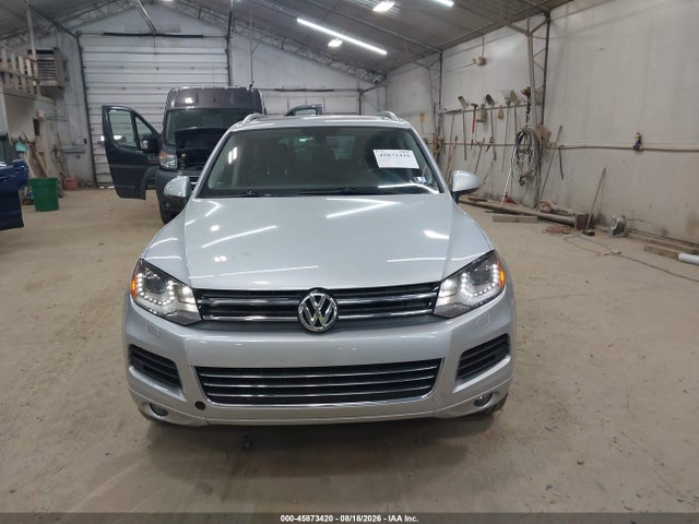 2013 Volkswagen Touareg Tdi Executive მანქანა იყიდება აუქციონზე, vin: WVGEP9BPXDD007306, აუქციონის ნომერი: 45873420