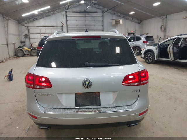 2013 Volkswagen Touareg Tdi Executive მანქანა იყიდება აუქციონზე, vin: WVGEP9BPXDD007306, აუქციონის ნომერი: 45873420