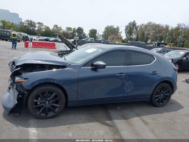 Mazda Mazda3 Premium 2021 JM1BPAML3M1401850 Image 14