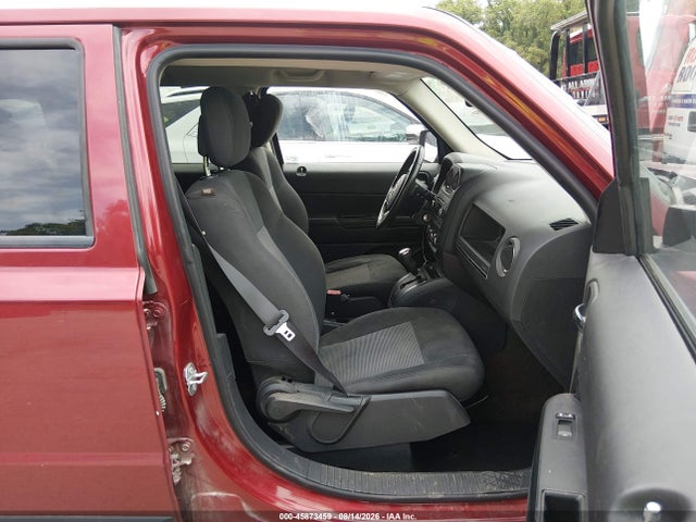 45873459 :رقم المزاد ، 1C4NJPFB1GD570094 vin ، 2016 Jeep Patriot Latitude مزاد بيع
