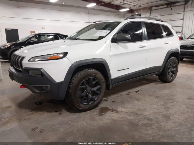 45873492 :رقم المزاد ، 1C4PJMBB0GW338510 vin ، 2016 Jeep Cherokee Trailhawk مزاد بيع