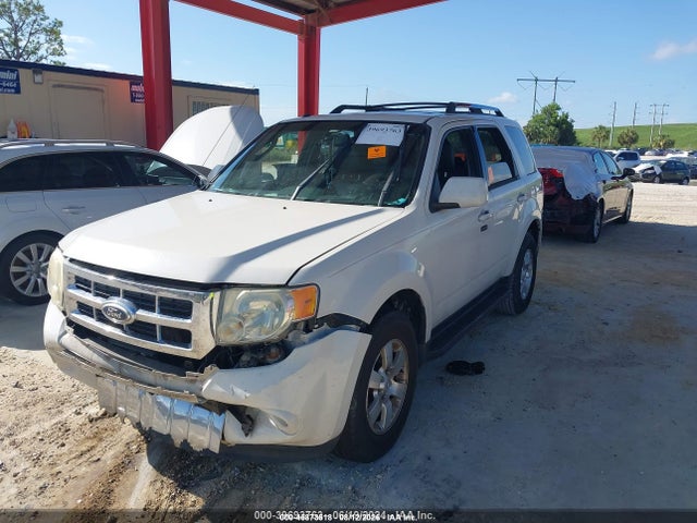 45873518 :رقم المزاد ، 1FMCU0EGXBKA53251 vin ، 2011 Ford Escape Limited مزاد بيع