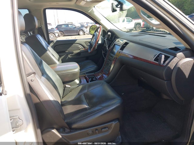 Aukcja sprzedaży 2010 Cadillac Escalade Luxury, vin: 1GYUKBEF3AR271212, numer aukcji: 45873541