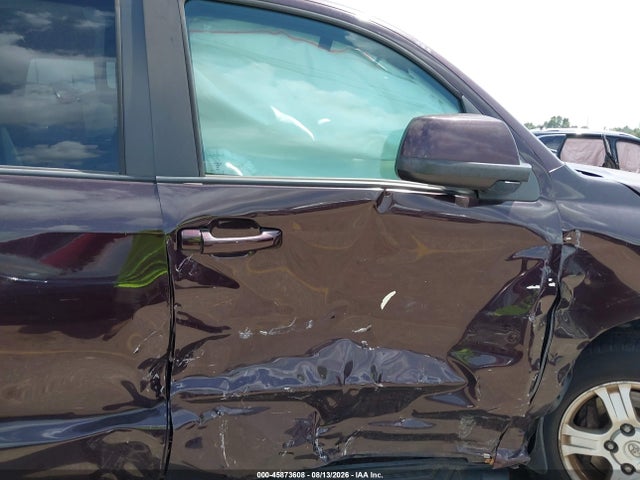 45873608 :رقم المزاد ، 5TDBY5G15HS149798 vin ، 2017 Toyota Sequoia Sr5 مزاد بيع