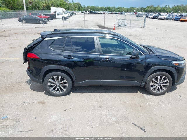 45873628 :رقم المزاد ، 7MUDAAAG6PV047496 vin ، 2023 Toyota Corolla Cross Xle مزاد بيع
