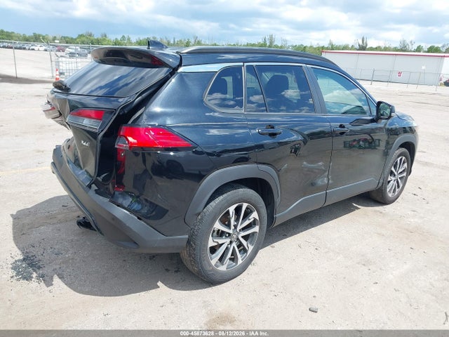 45873628 :رقم المزاد ، 7MUDAAAG6PV047496 vin ، 2023 Toyota Corolla Cross Xle مزاد بيع