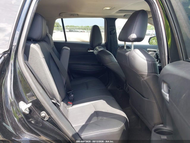 45873628 :رقم المزاد ، 7MUDAAAG6PV047496 vin ، 2023 Toyota Corolla Cross Xle مزاد بيع