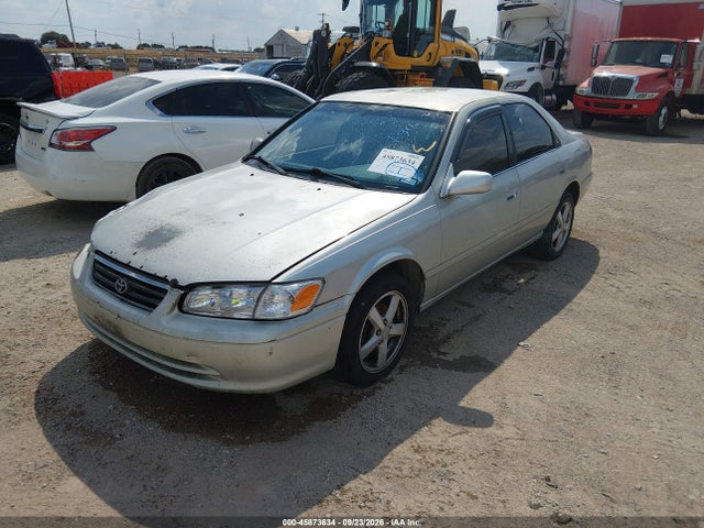 45873634 :رقم المزاد ، 4T1BG22K6YU012040 vin ، 2000 Toyota Camry Le مزاد بيع