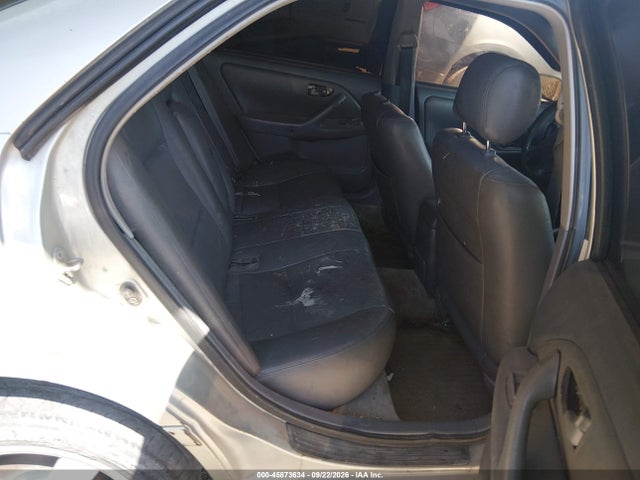 45873634 :رقم المزاد ، 4T1BG22K6YU012040 vin ، 2000 Toyota Camry Le مزاد بيع