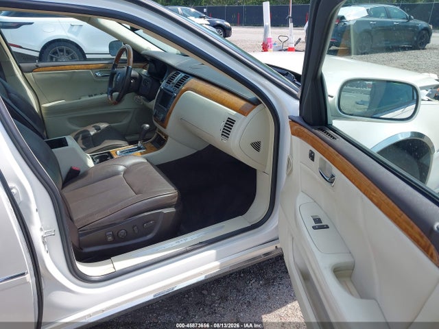 45873656 :رقم المزاد ، 1G6KP5ES4BU121236 vin ، 2011 Cadillac Dts Platinum Collection مزاد بيع