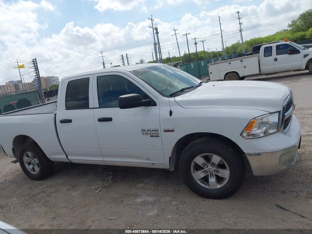1C6RR6GT5NS198738 RAM 1500 Classic Slt 4x2 6&#039;4 Box