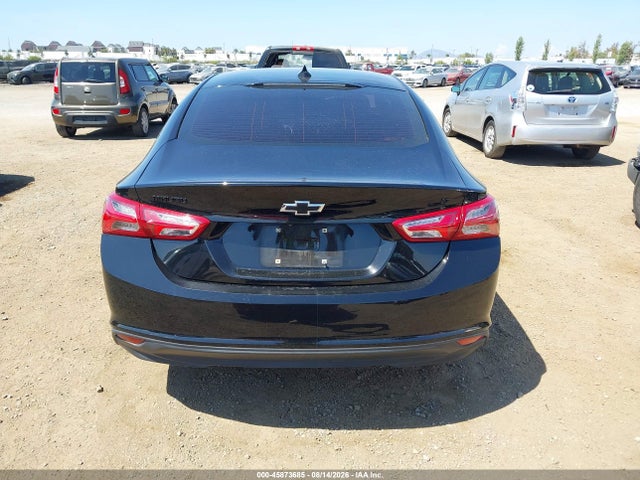 1G1ZD5ST4NF203986 Chevrolet Malibu Fwd Lt