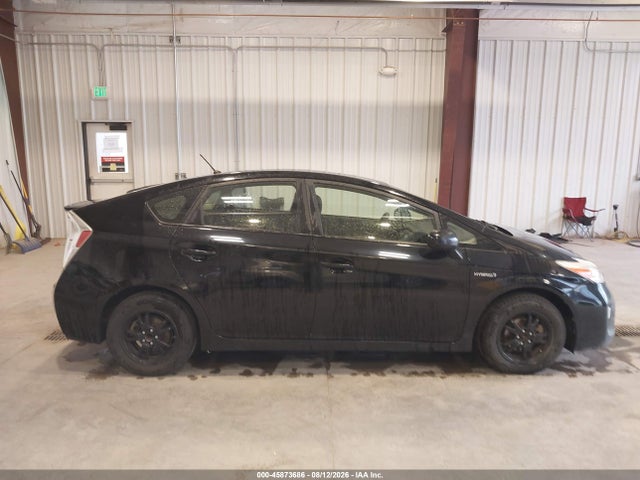 Toyota Prius Two 2014 JTDKN3DU1E0379283 Image 13
