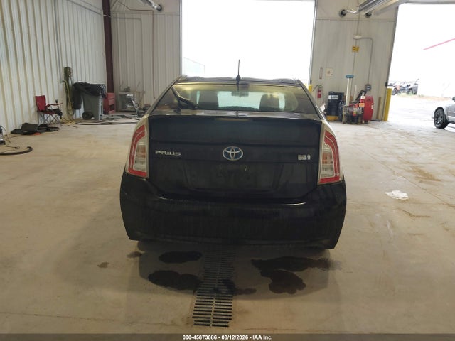 Toyota Prius Two 2014 JTDKN3DU1E0379283 Image 16