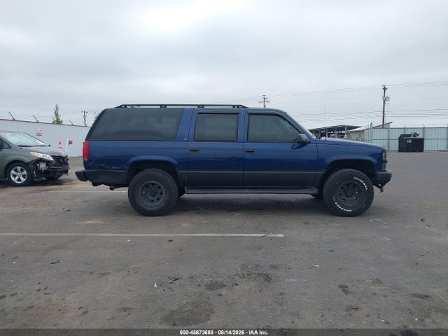 1999 Chevrolet Suburban Lt მანქანა იყიდება აუქციონზე, vin: 1GNFK16R9XJ559199, აუქციონის ნომერი: 45873688