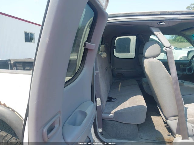 Aukcja sprzedaży 2002 Toyota Tundra Sr5 V8, vin: 5TBBT441X2S253149, numer aukcji: 45873692