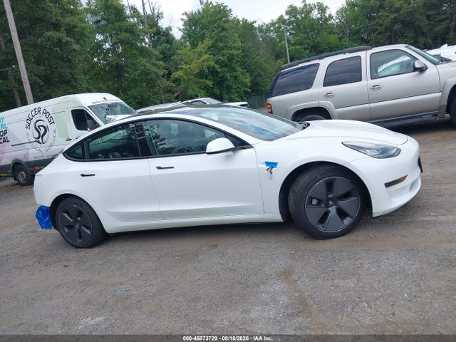 Tesla Model 3 Standard Range Plus Rear-wheel Drive 2021 5YJ3E1EA3MF848614 Image 13