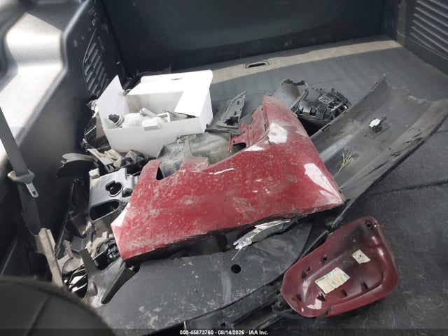 45873760 :رقم المزاد ، 1GNSKHKC9JR287335 vin ، 2018 Chevrolet Suburban Lt مزاد بيع