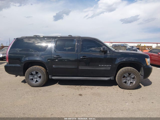 2014 Chevrolet Suburban Lt მანქანა იყიდება აუქციონზე, vin: 1GNSKJE77ER116448, აუქციონის ნომერი: 45873770