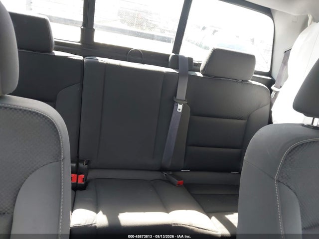 Продажа на аукционе авто 2016 Chevrolet Silverado 1500 Lt, vin: 1GCVKREC1GZ304287, номер лота: 45873813