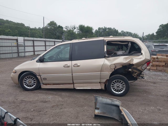 Продаж на аукціоні авто 2000 Chrysler Town & Country Limited, vin: 1C4GP64L3YB709247, номер лоту: 45873821