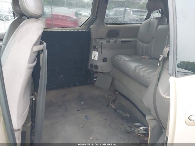 Продаж на аукціоні авто 2000 Chrysler Town & Country Limited, vin: 1C4GP64L3YB709247, номер лоту: 45873821